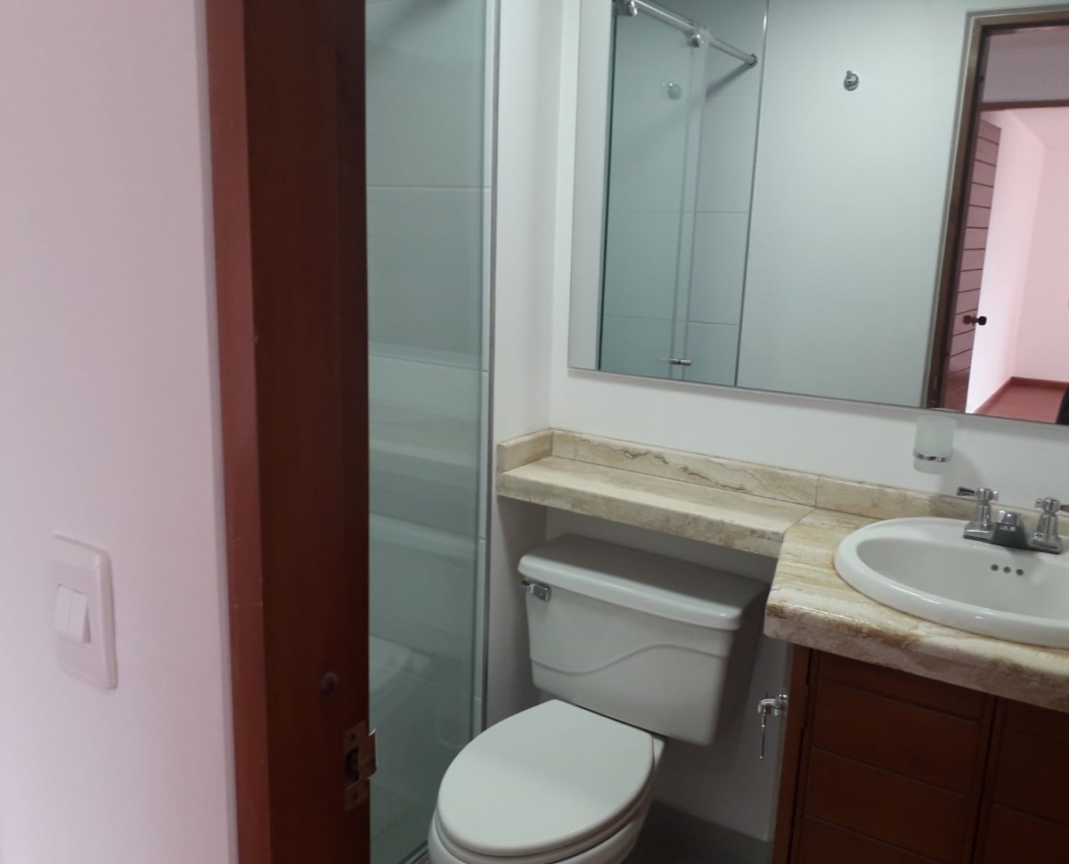 Apartamento En Arriendo - Chico Navarra, Bogota