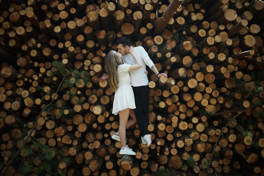 Fotografo di matrimoni Evgeniya Vdovichenko (vdovychenko). Foto del 31 marzo 2020