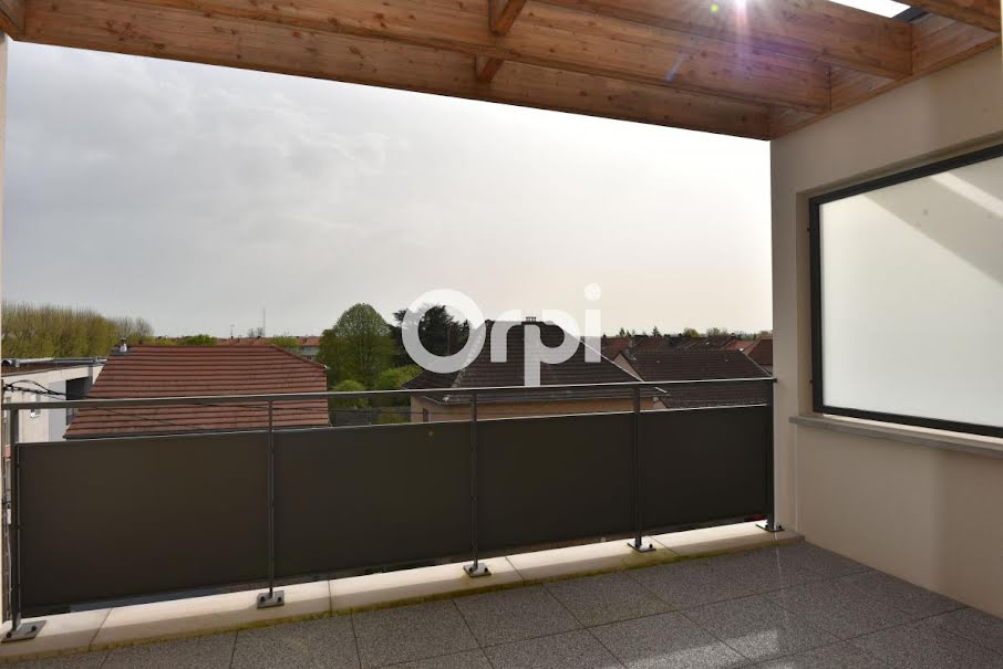 Location  appartement 3 pièces 67 m² à Maizieres-les-metz (57280), 950 €