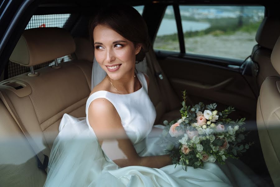 Wedding photographer Artem Smirnov (artyomsmirnov). Photo of 24 September 2019