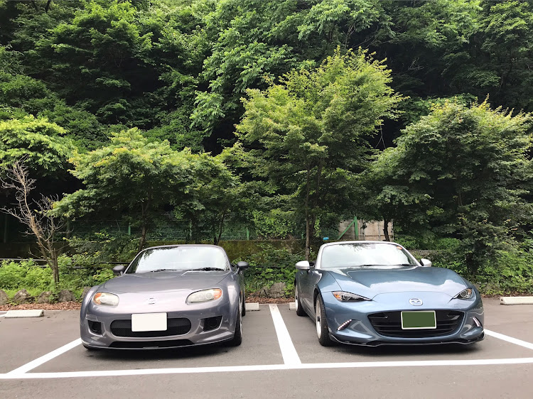ロードスターのNCとND・折り畳み椅子・車談義・最高！に関するカスタム事例の投稿画像1枚目