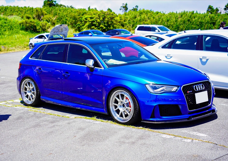 RS3 スポーツバックの集まり・Audi・RS3・箱根ターンパイク・愛車の好きな角度に関するカスタム事例の投稿画像1枚目