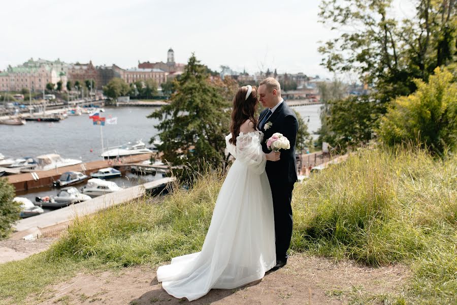 Wedding photographer Anastasiya Obolenskaya (obolenskaya). Photo of 1 November 2023