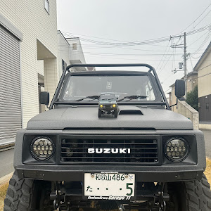 ジムニー JA11V