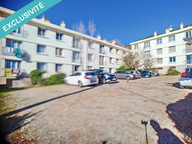 Vente appartement 3 pièces 51 m² à Le Luc (83340), 123 000 €