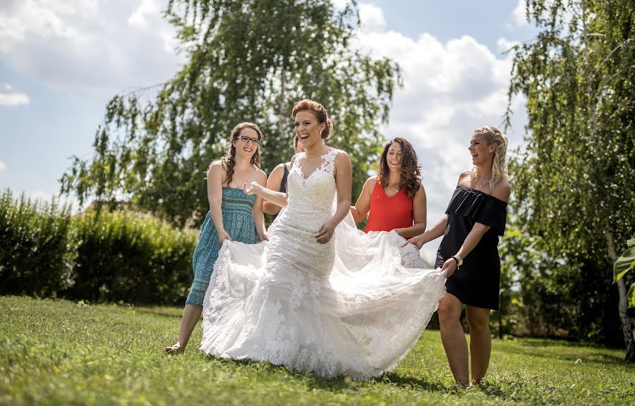 Wedding photographer Ákos Erdélyi (erdelyi). Photo of 12 July 2017