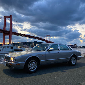 XJ J13LB