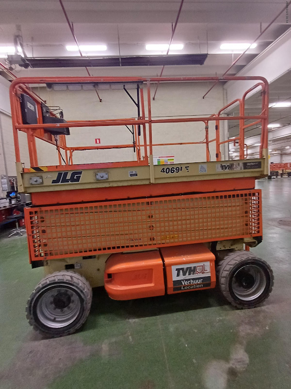 Picture of a JLG 4069LE