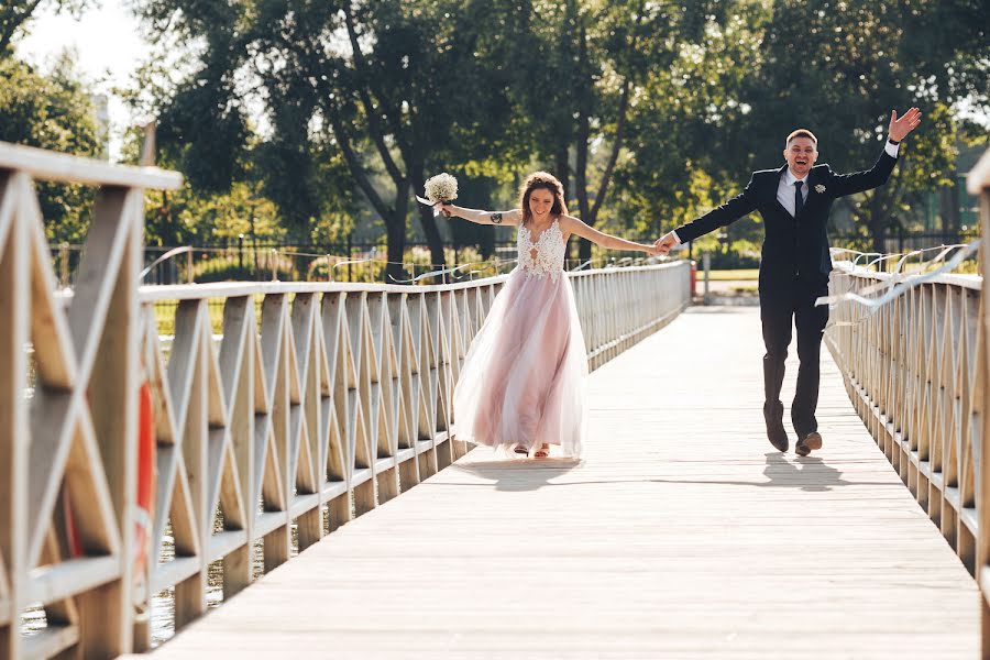 Fotógrafo de casamento Igor Brundasov (8photo). Foto de 9 de setembro 2018