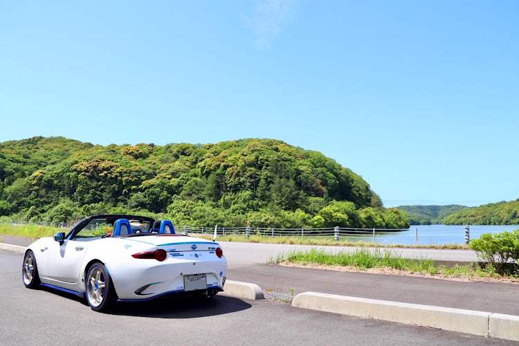 ロードスターのある物とコラボ！・two-k・コロナウイルスに負けるな・空が綺麗なブルーでした！に関するカスタム事例の投稿画像6枚目