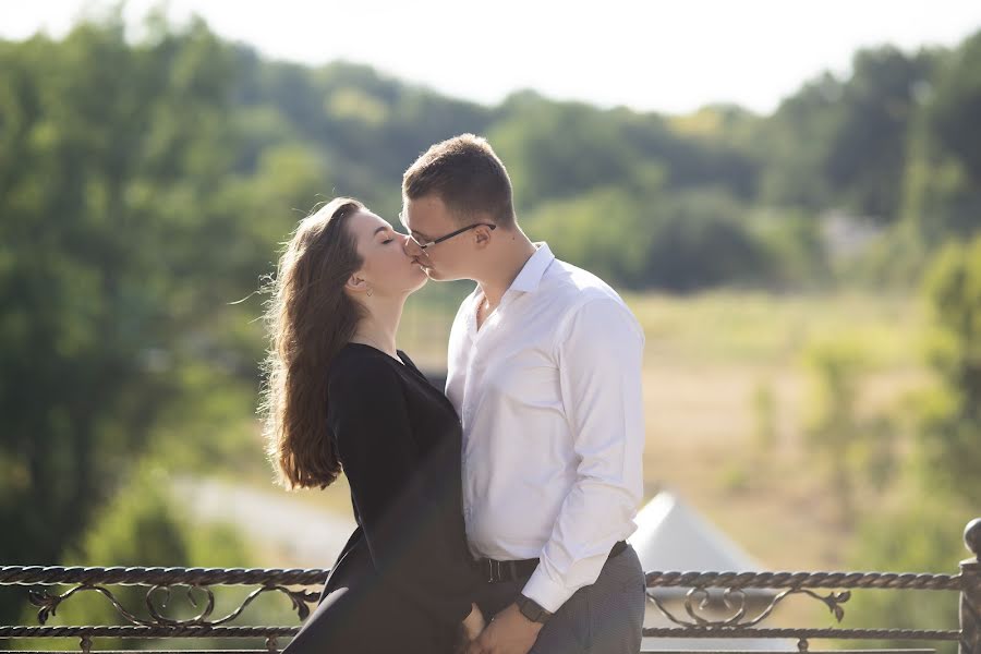 Fotógrafo de casamento Anna Savchenko (savchenkoanna). Foto de 28 de agosto 2020