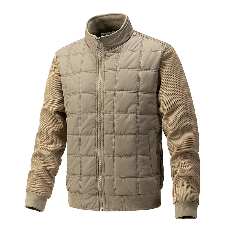 Cappotto sottile in cotone con maniche a maglia e collo a lupetto. Ideale per un look leggero, confortevole ed elegante in primavera o autunno.