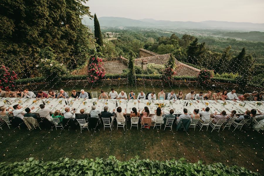 Jurufoto perkahwinan Emanuele Pagni (pagni). Foto pada 20 Julai 2023