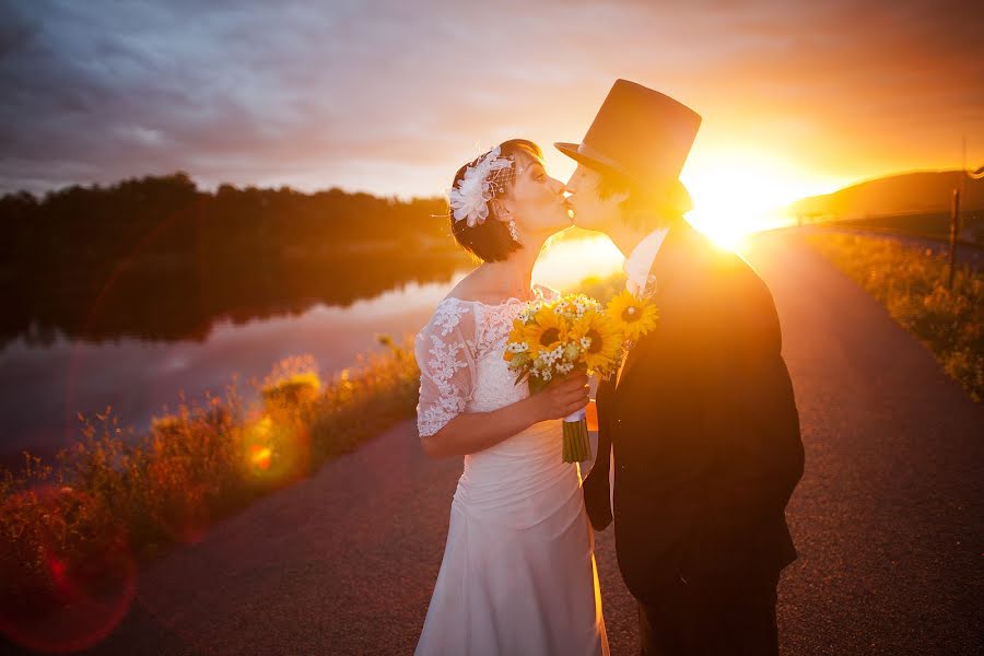 Wedding photographer Martin Řezníček (reznicek). Photo of 17 June 2021