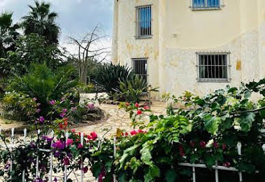 Villa with pool and terrace 4