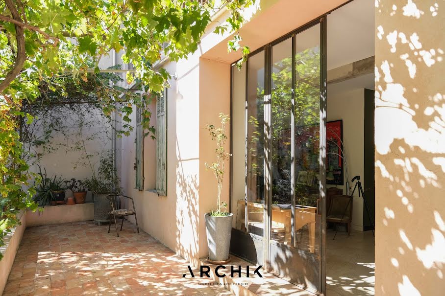 Vente maison 5 pièces 130 m² à Marseille 8ème (13008), 1 050 000 €