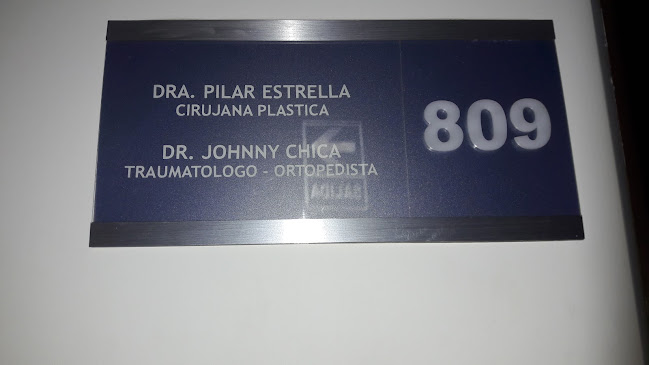 Dr. Johnny Chica Traumatologo Ortopedista - Guayaquil