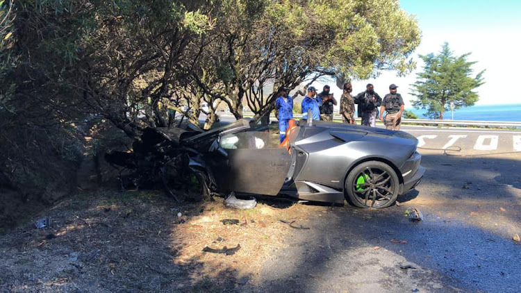 The wreck of the Lamborghini Huracán Spyder as captured by Facebook user Nivan Japstyle Maistry.