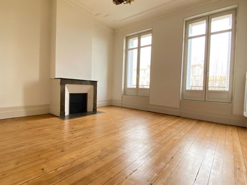 Vente appartement 2 pièces 44 m² à Bordeaux (33000), 223 660 €