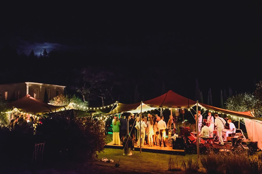 Fotografo di matrimoni Mark Wallis (wallis). Foto del 14 maggio 2018