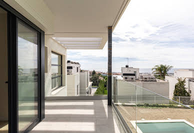 Maison avec jardin et terrasse 10