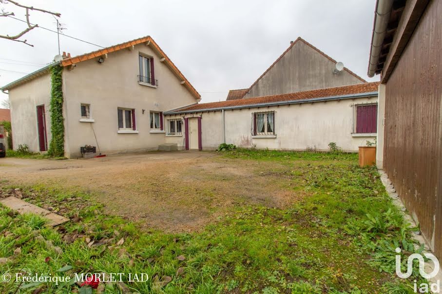 Vente maison 5 pièces 96 m² à Fleury-les-Aubrais (45400), 220 000 €