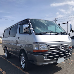 ハイエースバン LH178V