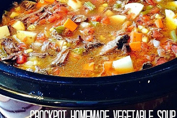 Crockpot Homemade Vegetable Soup