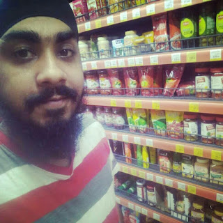 Dilpreet Singh at More Supermarket, DT City Centre,  photos