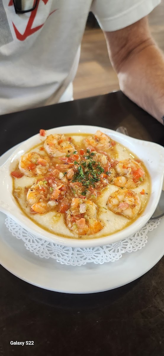 Shrimp and grits