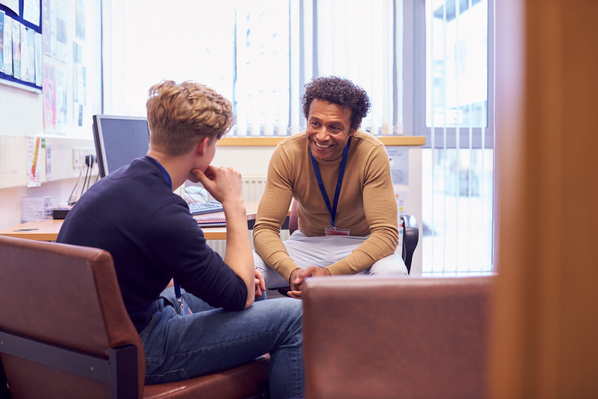 Employee talking to a psychologist