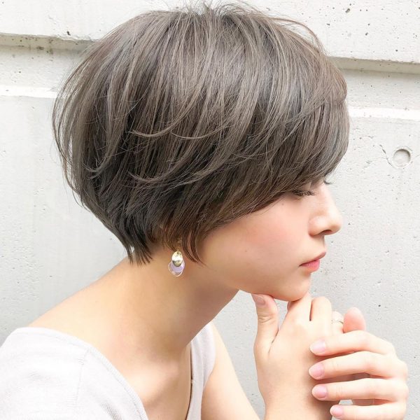 夏のショートヘアカラー 最新 大人に似合うおしゃれな髪色を一挙ご紹介 Trill トリル