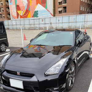 NISSAN GT-R R35