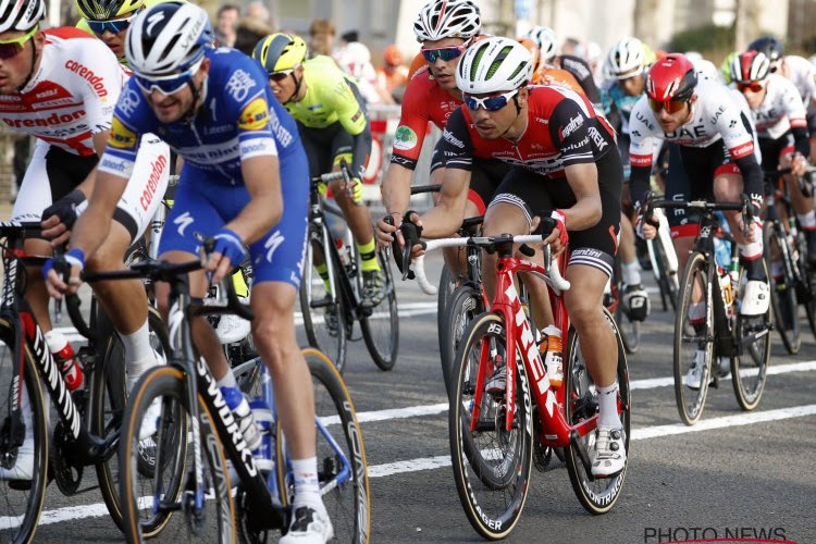 Ploegmaat van Jasper Stuyven en Edward Theuns houdt sleutelbeenbreuk over aan valpartij in GP Denain