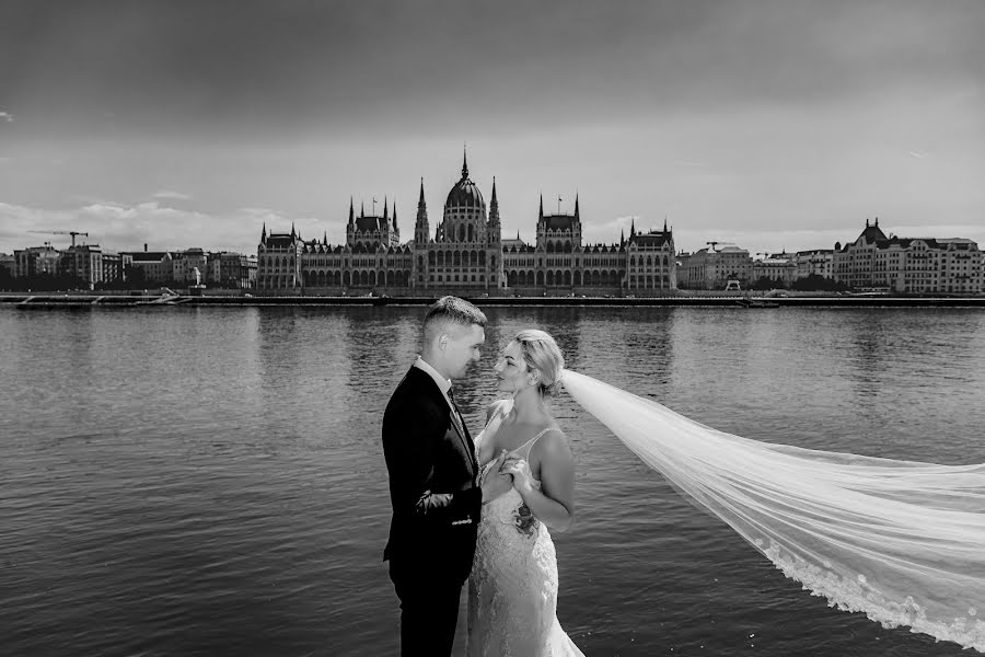 Huwelijksfotograaf Juhos Eduard (juhoseduard). Foto van 19 juli 2022