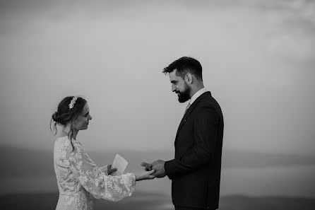 Jurufoto perkahwinan Marija Mikulic (jirehweddings). Foto pada 2 Disember 2022