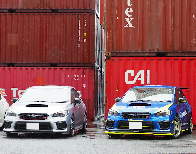 WRX STIの蛍光イエロー・こっそりリニューアル計画中🙊・自然に溶け込む⁉️・SUBARU・日本平に関するカスタム事例の投稿画像6枚目