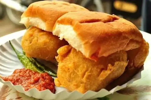 Masala Schezwan Vada Pav