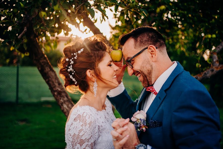 Fotógrafo de casamento Jan Dikovský (jandikovsky). Foto de 30 de maio 2021