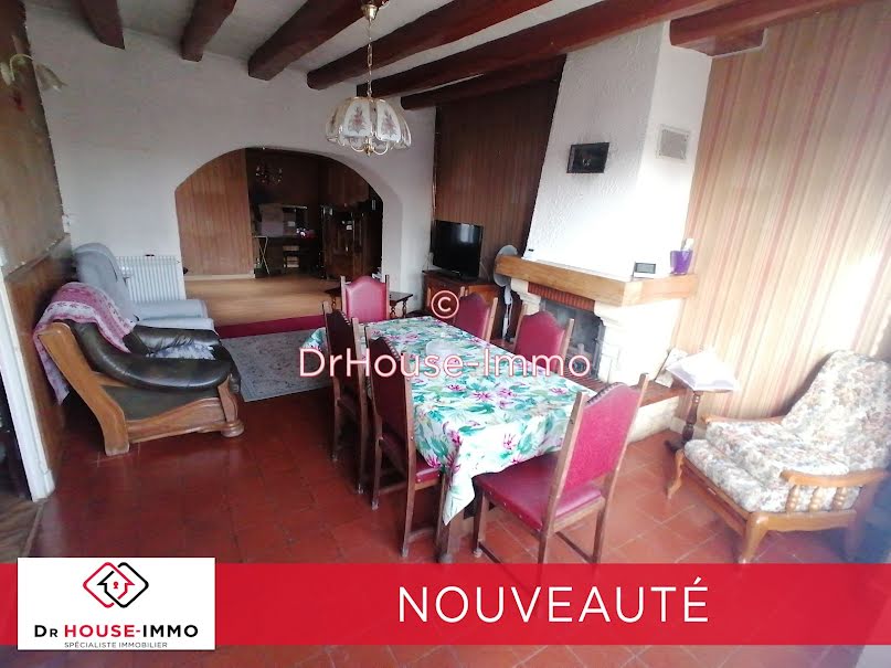 Vente maison 4 pièces 102 m² à Les Ormes (86220), 89 500 €