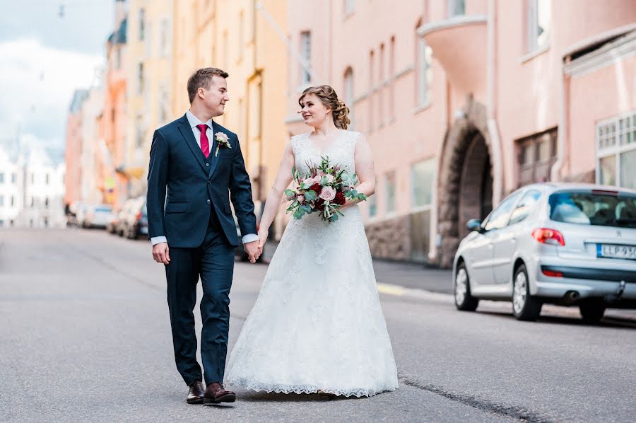 Fotógrafo de casamento Hessu Heikurinen (hessuheikurinen). Foto de 8 de dezembro 2021