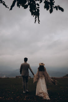 Fotógrafo de casamento Vladlen Lisenko (vladlenlysenko). Foto de 31 de março 2022