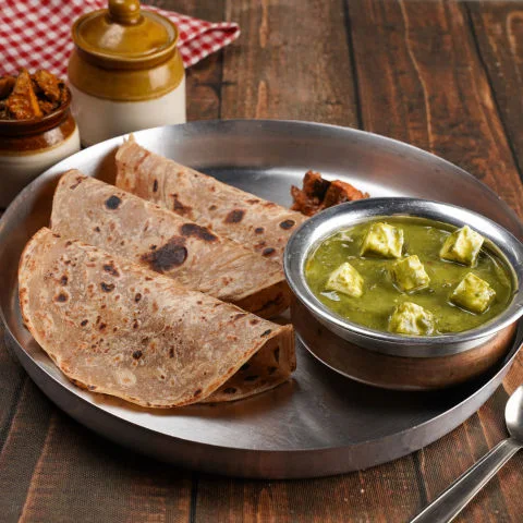 Palak Paneer With Paratha