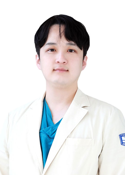 홍석범_교수님.jpg