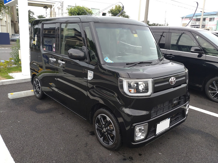 ウェイクの洗車したら雨が…・ラーメンショップいずみ中央店・ネギチャーシューのり増し麺かため🍜に関するカスタム事例の投稿画像1枚目