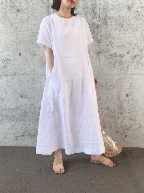 海が似合う大人女子のファッション特集 服装に迷った時のお手本コーデをご紹介 Trill トリル