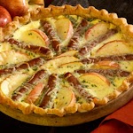 Sausage Apple Quiche was pinched from <a href="http://bobevans.com/Recipe/9/Sausage-Apple-Quiche" target="_blank">bobevans.com.</a>