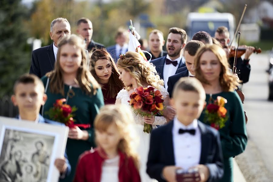 Bröllopsfotograf Dariusz Ponisz (dariuszponisz). Foto av 22 oktober 2019