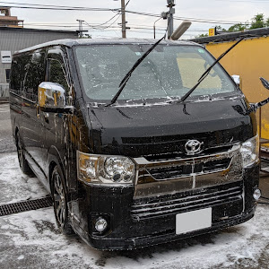 ハイエース