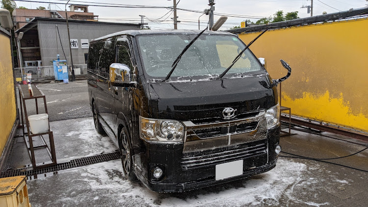 ハイエースのハイエース200系・早朝洗車に関するカスタム事例の投稿画像1枚目